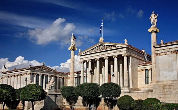 Education Policy: Τα Πανεπιστήμια λένε «όχι» σε καταργήσεις και συγχωνεύσεις τμημάτων - Η απάντηση στην Κεραμέως