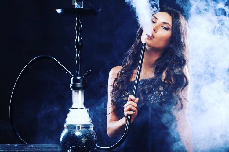 Coronavirus Disease: Ο Τζανάκης ζητά να καταργηθούν οι ναργιλέδες: Είναι εκκολαπτήριο του ιού