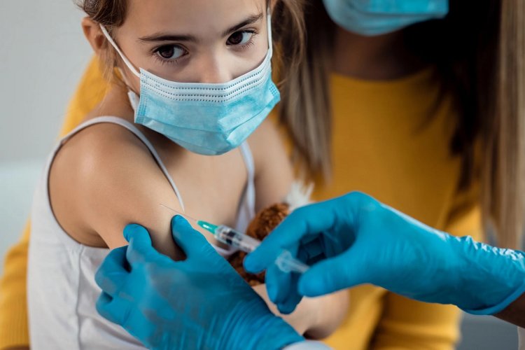 Vaccination: Γιατί συστήνεται ο εμβολιασμός των παιδιών, πριν το άνοιγμα των σχολείων!!