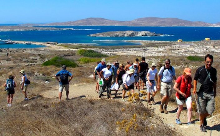 Tourist Guide School: Προκήρυξη υποβολής αιτήσεων για εισαγωγή στις Σχολές Ξεναγών του Υπουργείου Τουρισμού