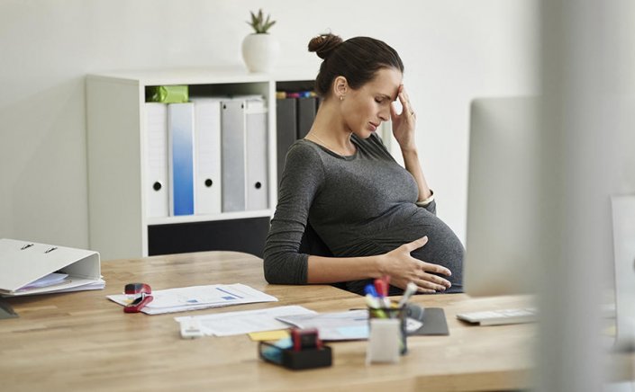 Sickness and maternity benefits: Σημαντική μείωση του χρόνου χορήγησης των επιδομάτων ασθενείας και μητρότητας