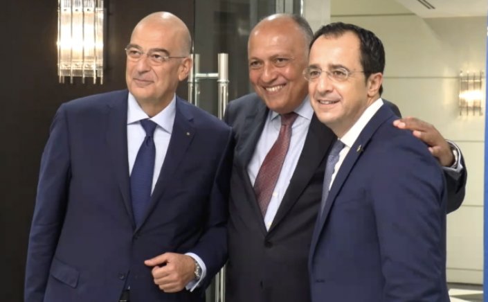 Turkish Aggression: Η επιθετική συμπεριφορά της Τουρκίας στο επίκεντρο της συνάντησης Δένδια και Σούκρι-Τριμερής των ΥΠΕΞ Ελλάδας-Κύπρου-Αιγύπτου