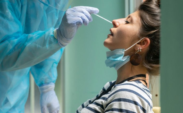 Covid-19 self-testing: Στο ΦΕΚ τα νέα μέτρα!! Οι γιατροί καθορίζουν για ποιες ιατρικές πράξεις απαιτείται rapid test [ΦΕΚ]