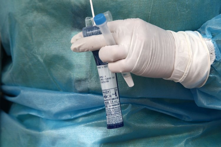 Covid-19 self-testing: Και επίσημα νέα τιμή στα rapid test
