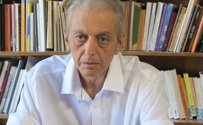 Notable Death: Πέθανε ο σπουδαίος ποιητής Γιώργος Κακουλίδης