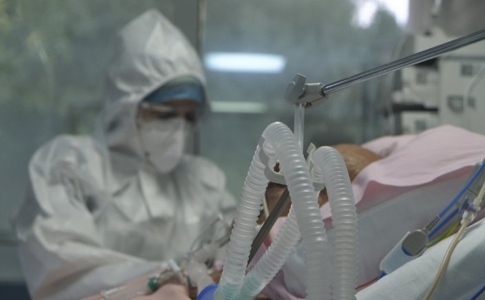 Covid Vaccination: Ή θα εμβολιαστούμε ή θα ζήσουμε τραγωδίες!! Αγωνία για την πληρότητα στις ΜΕΘ!!