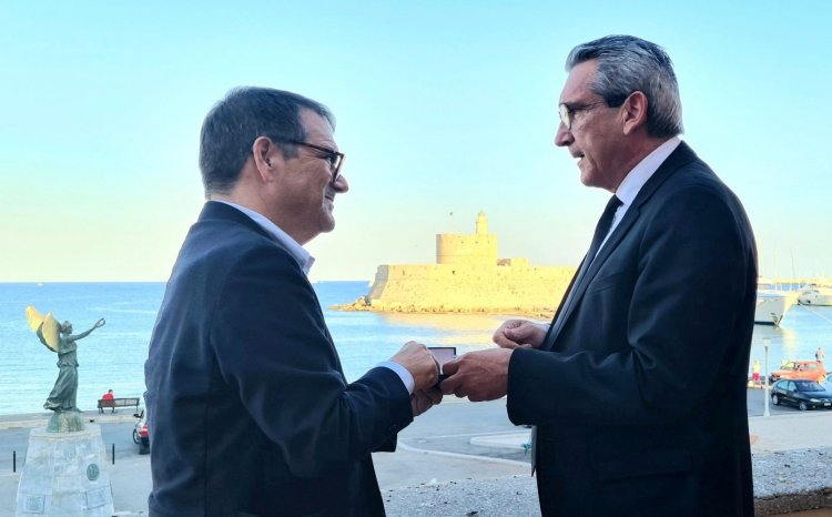 U.S. Congressman Gus Bilirakis: Κάθε σκέψη ή ενέργεια επιβουλής κάθε σπιθαμής ελληνικής γης, θα βρει απέναντί της και τις ΗΠΑ