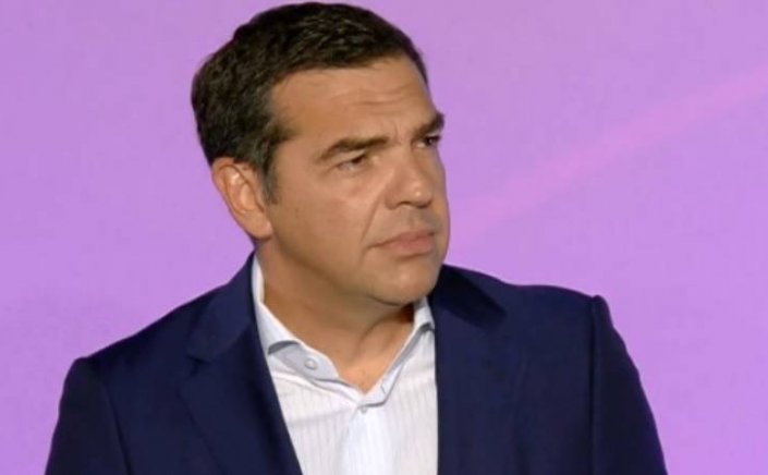 SYRIZA- Alexis Tsipras: Ντροπή και εθνική καπηλεία η μετατροπή αγοράς εξοπλισμών με χρήματα του λαού, σε κομματικό σποτ