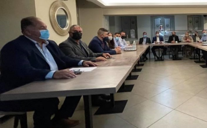 Syros: Συγκροτήθηκε σε σώμα η νέα ΔΕΕΠ Κυκλάδων της ΝΔ - Υπεύθυνος στον Τομέα Αυτοδιοίκησης ο Αντώνης Κουσαθανάς  