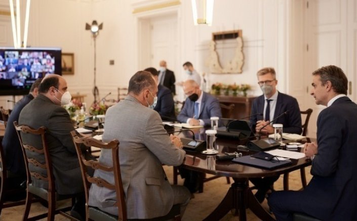 Health protection measures: Υποχρεωτικός ο εμβολιασμός για τους άνω των 60, αλλιώς πρόστιμο 100 ευρώ τον μήνα