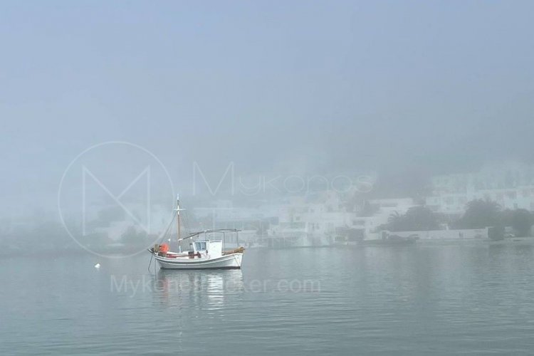 Weather Forecast: Υψηλές Θερμοκρασίες, Υγρασία, Τοπικές Ομίχλες συνθέτουν το σκηνικό του καιρού και το Σάββατο στις Κυκλάδες