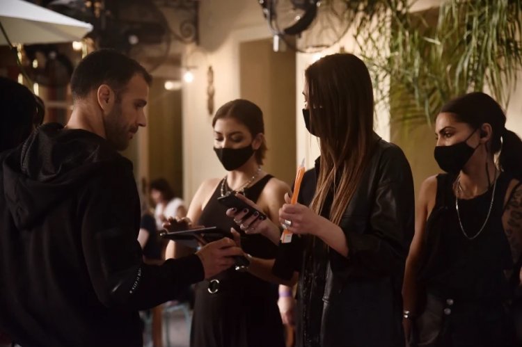 Covid Curbs: Δεν τίθεται θέμα ούτε τοπικών lockdown!! Νέα μέτρα για τους ανεμβολίαστους!!