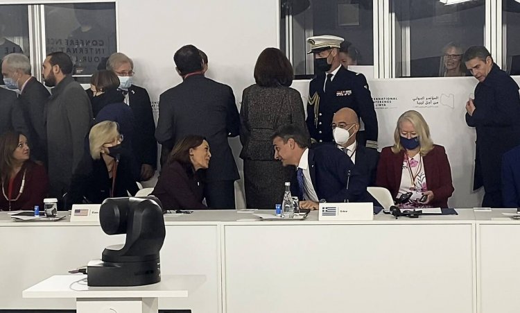 PM Mitsotakis - US Vice-President Harris: Συνάντηση Μητσοτάκη με Κάμαλα Χάρις στο Παρίσι - Επίσκεψη του πρωθυπουργού στις ΗΠΑ προσεχώς