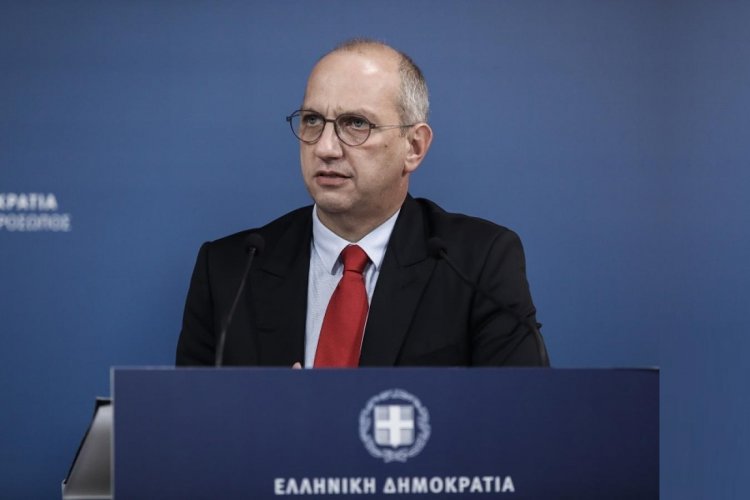 Coronavirus Disease - Οικονόμου: Την Τρίτη ξεκινά η επίταξη των ιδιωτών γιατρών [Video]