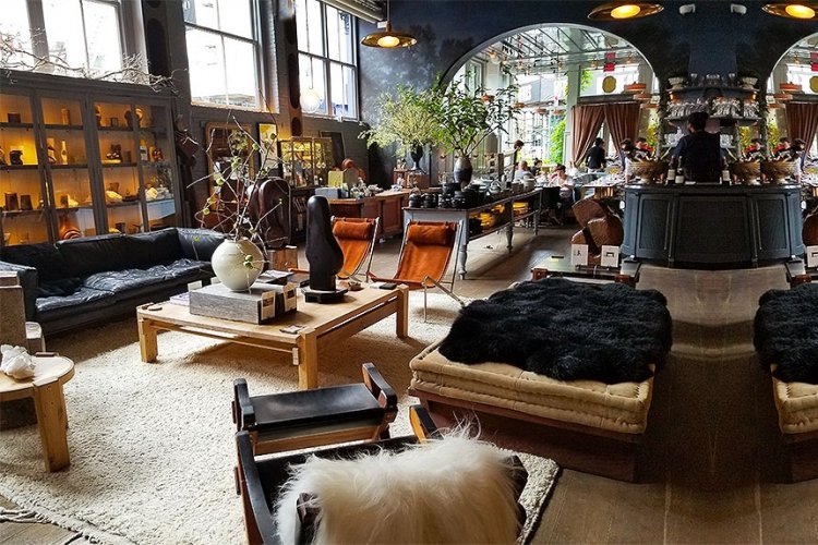 Covid Curbs: Άτυπο lockdown στην εστίαση – Απευθύνεται σε ηλικιακές ομάδες που έχει εμβολιαστεί το 50%