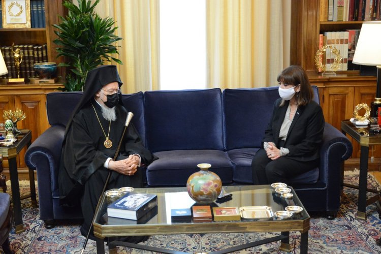 President Sakellaropoulou -Ecumenical Patriarch: Αγγίξατε τα πραγματικά οικουμενικά ζητήματα προωθώντας πάντα το μήνυμα των ανθρωπίνων δικαιωμάτων