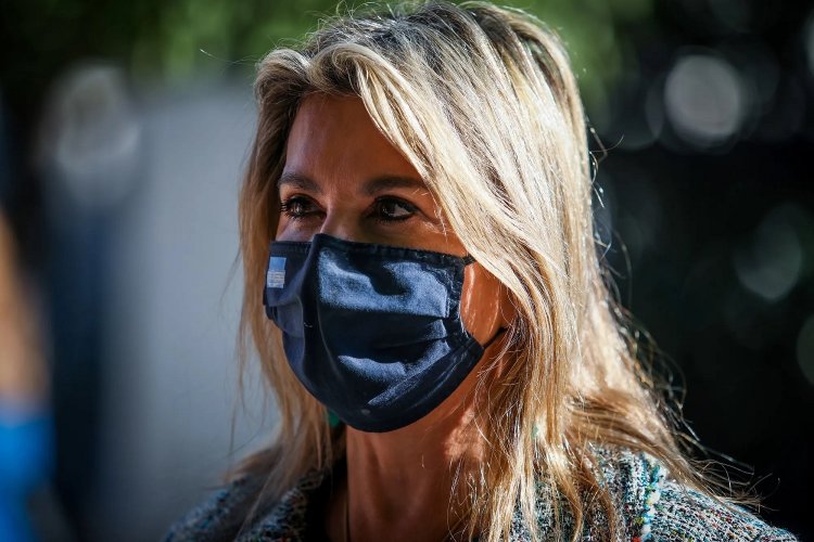 Covid curbs: Ζ. Μακρή: Πιθανή αφαίρεση Γονικής Μέριμνας και Ποινική τιμωρία για τους αρνητές που δεν στέλνουν τα παιδιά τους σχολείο