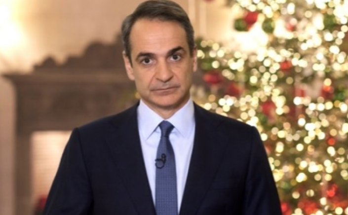PM's New Year's Message: Έχουμε τις δυνάμεις να αφήσουμε πίσω την τρικυμία, αρκεί να μείνουμε ενωμένοι, ώριμοι και προσεκτικοί [video]