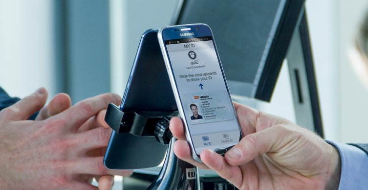 Mobile eID: Στο κινητό η νέα μας ταυτότητα. Βιβλιάριο υγείας, δίπλωμα οδήγησης και ταυτοποίηση σε μία εφαρμογή