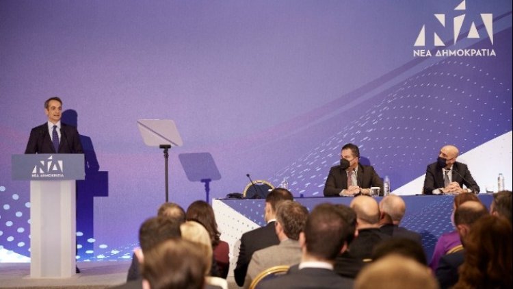 PM Mitsotakis: Σχέδιο Δράσης για την ισότητα των Φύλων - Θα αντιμετωπίσει παθογένειες, ξεκινώντας με τη βία κατά των γυναικών