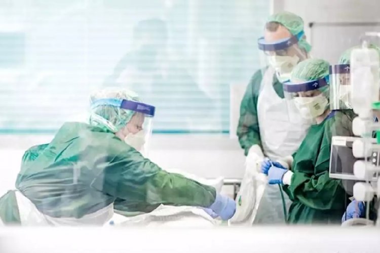 Coronavirus Disease - Μ. Καραμάνου: Από τον 19ο αιώνα γίνεται επιλογή ασθενών με την ίδια μέθοδο Triage!! Πότε να γίνει υποχρεωτικός ο εμβολιασμός!!