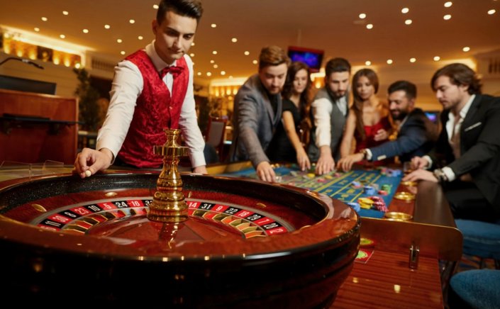 Casinos in Mykonos? Διεύρυνση της πελατειακής γκάμας των επίγειων τυχερών παιγνίων με έμφαση στον Τουρισμό!! Σε Μύκονο, Σαντορίνη franchise καζίνο στα 5στερα!!