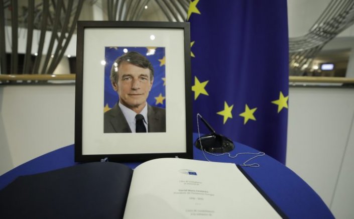 European Parliament presidential election:Οι τέσσερις υποψηφιότητες για τη διαδοχή του Νταβίντ Σασόλι - Την Τρίτη η ανακήρυξη νέου προέδρου