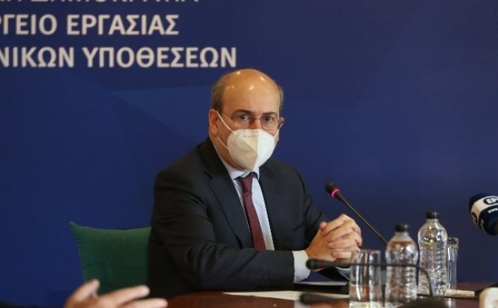 Labor Minister Hatzidakis: Οι 6 αλλαγές που φέρνει για πολίτες και υπαλλήλους το Νομοσχέδιο ΕΦΚΑ