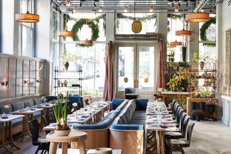 Restaurants during Covid: Διεύρυνση των ΚΑΔ, για τους οποίους ισχύει η αναστολή συμβάσεων εργασίας ζητά η ΠΟΕΣΕ