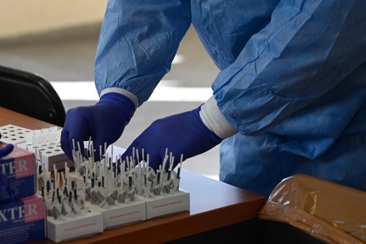 New Covid curbs: Μέσω gov.gr η βεβαίωση θετικού διαγνωστικού ελέγχου κορωνοϊού για απουσία από την εργασία