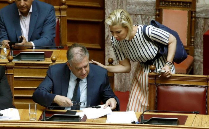 MP Katerina Monogiou: Μετά από αλλεπάλληλες παρεμβάσεις της Κατερίνας Μονογυιού ενισχύεται η Αστυνομική Διεύθυνση Κυκλάδων με 60 αστυνομικούς