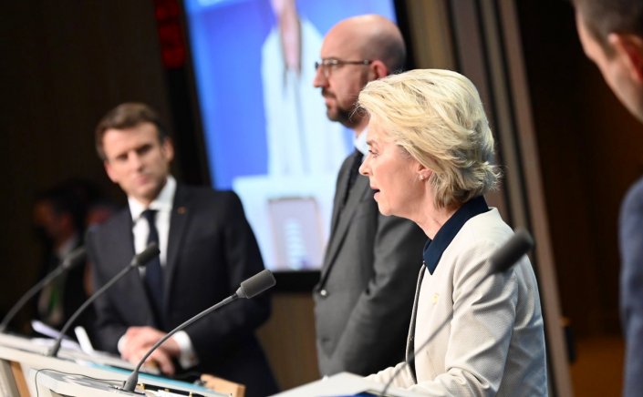 Ursula von der Leyen: O Πούτιν «επέλεξε να φέρει τον πόλεμο στην Ευρώπη» - ΕΕ: Συμφωνία για νέο πακέτο κυρώσεων κατά της Μόσχας