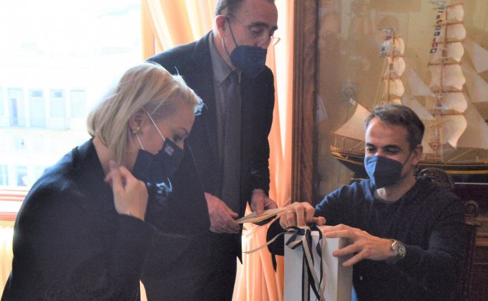 PM Mitsotakis- Syros: Ο Πρωθυπουργός  Κυριάκος Μητσοτάκης στον Δήμο Σύρου - Ερμούπολης