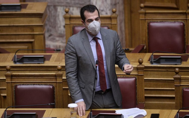 Fine on unvaccinated: Από 15 Απριλίου αναστέλλεται το πρόστιμο για ανεμβολίαστους άνω των 60