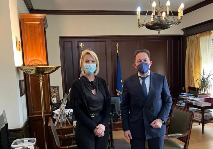 MP Katerina Monogiou / Νέα έργα για οκτώ νησιά των Κυκλάδων προϋπολογισμού άνω των 18.900.000€   - Προωθείται η ένταξη νέων έργων στο Πρόγραμμα Δημοσίων Επενδύσεων