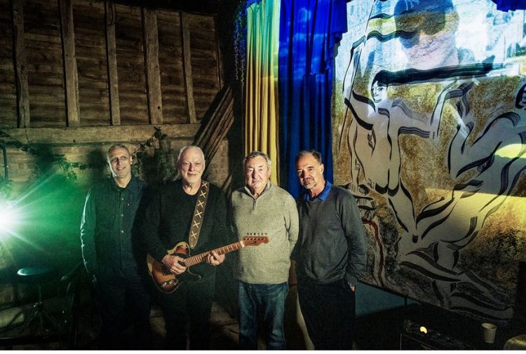 Pink Floyd release Hey, Hey, Rise Up! Οι Pink Floyd κυκλοφόρησαν τραγούδι μετά από 28 χρόνια για την Ουκρανία [video]