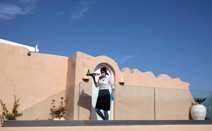 Tourism Season 2022: Με 50.000 κενές θέσεις ξεκινά η τουριστική σεζόν!! Έντονο το φαινόμενο και στις Κυκλάδες [Μύκονο] - Σε ποιες ειδικότητες εντοπίζονται οι μεγαλύτερες ελλείψεις