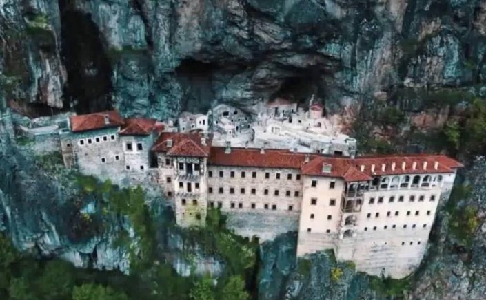 Archbishop Elpidophoros : Την ημέρα μνήμης της Γενοκτονίας των Ποντίων ο Αρχιεπίσκοπος Αμερικής Ελπιδοφόρος ανακοίνωσε προσκυνηματικό ταξίδι των ομογενών μας στον Πόντο