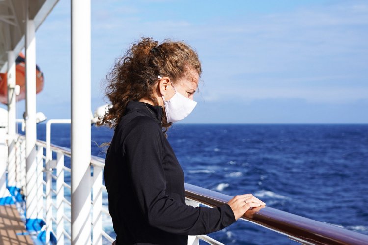 Easing Covid curbs: Τέλος οι μάσκες από αύριο Τετάρτη!! Τι θα γίνει με τα πλοία - Πού θα παραμείνουν υποχρεωτικές!!