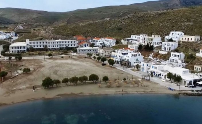 Xenia Kythnos & Thermal Springs: Υπεγράφη η σύμβαση παραχώρησης του εμβληματικού ξενοδοχείου