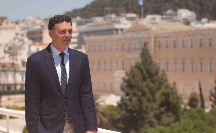 Tourism Min Kikilias: Πάνω από 1 δισ. ευρώ έσοδα θα φέρουν το 2023 οι απευθείας πτήσεις από ΗΠΑ