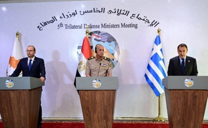 5th trilateral meeting: Τριμερής συνάντηση υπ. Άμυνας Ελλάδας, Κύπρου, Αιγύπτου: Κοινή βούληση για την ενίσχυση της ασφάλειας και της σταθερότητας στην Αν. Μεσόγειο