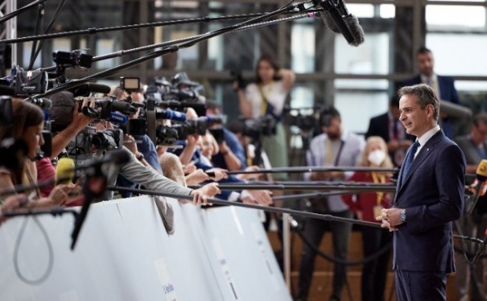 PM Mitsotakis: Η Αθήνα καλύπτεται από το προσχέδιο των συμπερασμάτων για την Τουρκία  [Video]