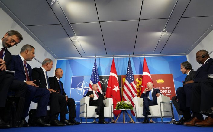 Biden’s Meeting with Erdogan: Μπάιντεν προς Ερντογάν - Να διατηρηθεί η σταθερότητα στο Αιγαίο