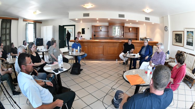 KKE Leader Koutsoubas - Santorini: Κοινός ο αγώνας και ο συντονισμός των εργαζομένων απέναντι στην ενιαία αιτία των προβλημάτων τους