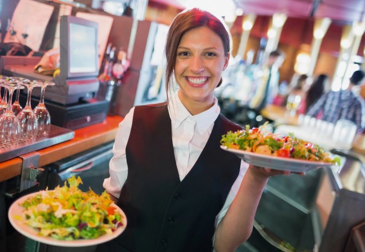 Labour reform bill: Οι οκτώ βασικές ρυθμίσεις που προωθούνται στα εργασιακά