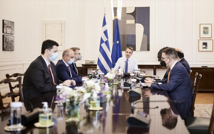 Parliamentary elections: Υποβαθμίζοντας... και την έννοια των πρόωρων εκλογών!!