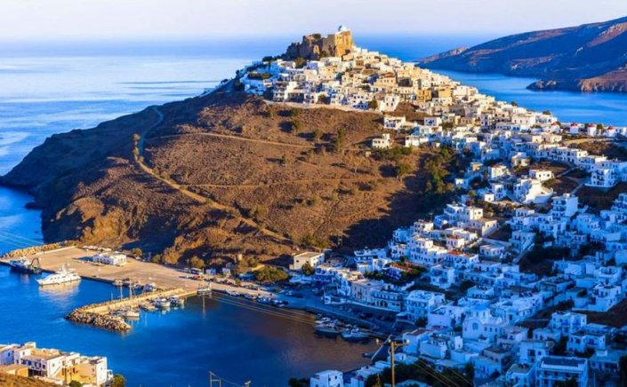 Top green destinations: Στην «πράσινη» λίστα του ισπανόφωνου National Geographic ξεχωρίζουν Αστυπάλαια, Νάξος και Ίος