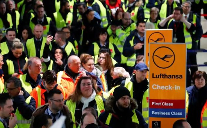 Lufthansa ground-staff strike: Ακυρώθηκαν περισσότερες από 1.000 πτήσεις στη Γερμανία λόγω απεργίας του προσωπικού