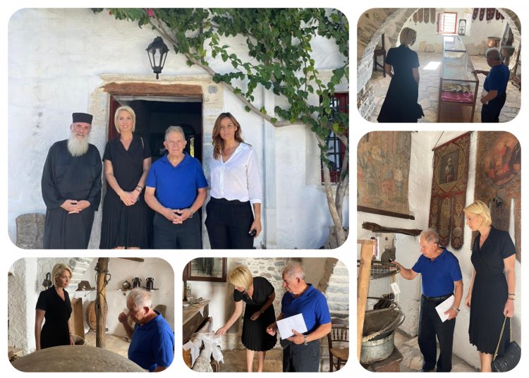 ND's MP Katerina Monogiou: Επίσκεψη της Κατερίνας Μονογυιού στο εκκλησιαστικό Λαογραφικό Μουσείο Φιλωτίου Νάξου